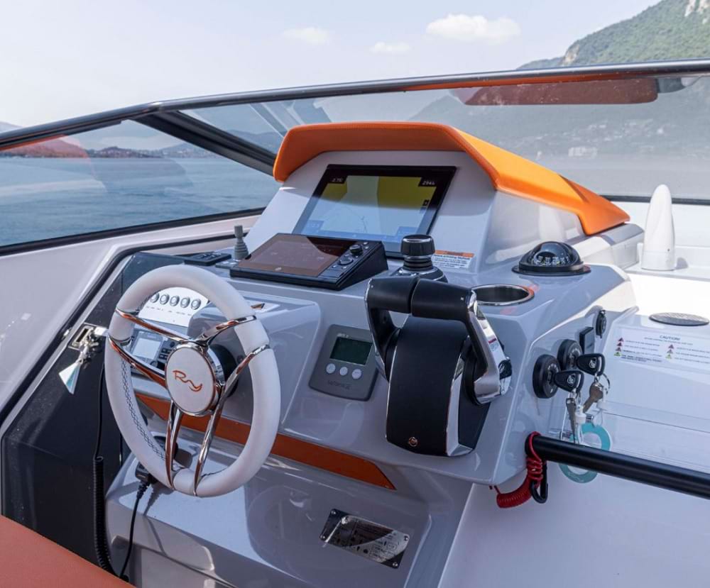 ekskluzywne łodzie motorowe